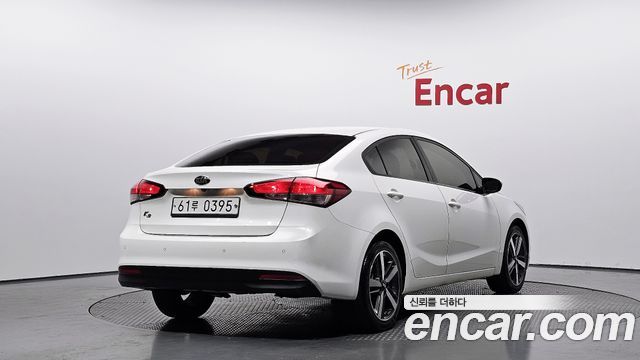 Kia K3 2017 — photo 2