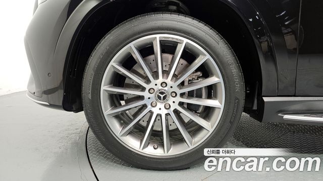 Mercedes-Benz GLE-Class 2025 — photo 5