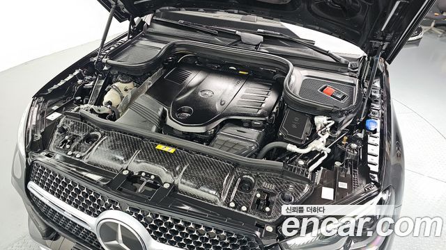Mercedes-Benz GLE-Class 2025 — photo 6