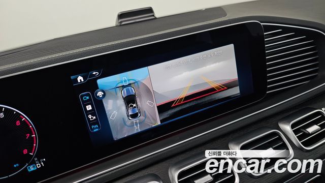 Mercedes-Benz GLE-Class 2025 — photo 15