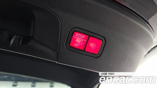 Mercedes-Benz GLE-Class 2025 — photo 19