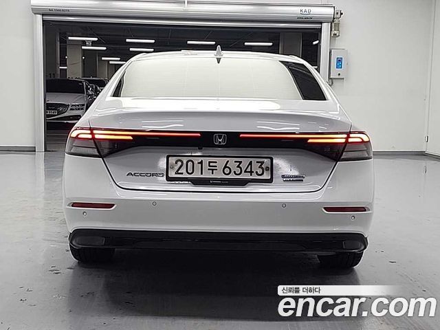 Honda Accord 2023 — photo 3