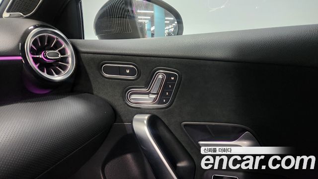 Mercedes-Benz A-Class 2021 — photo 15