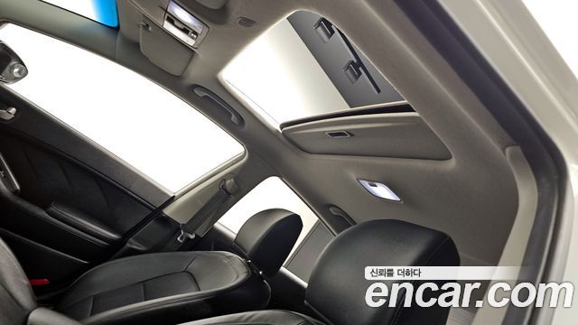 Kia K3 2013 — photo 19
