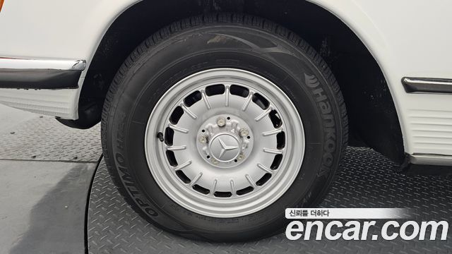 Mercedes-Benz SL-Class 1977 — photo 5