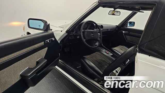 Mercedes-Benz SL-Class 1977 — photo 10