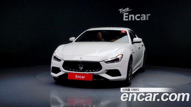 Maserati Ghibli 2022 — photo 3