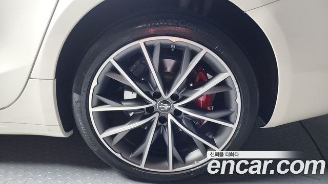 Maserati Ghibli 2022 — photo 5