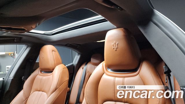 Maserati Ghibli 2022 — photo 17