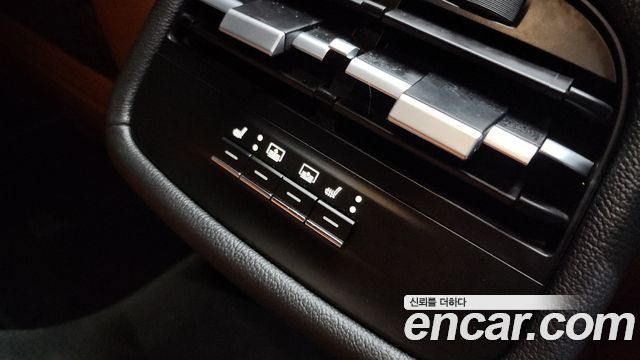 Maserati Ghibli 2022 — photo 18