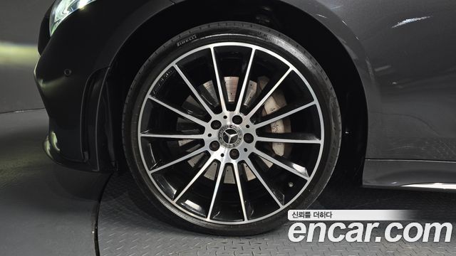 Mercedes-Benz CLS-Class 2021 — photo 5