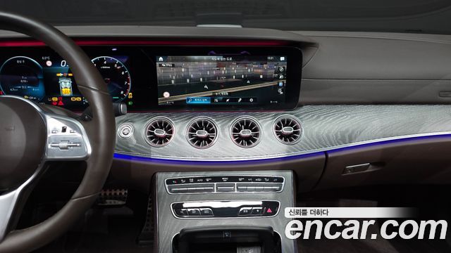 Mercedes-Benz CLS-Class 2021 — photo 15