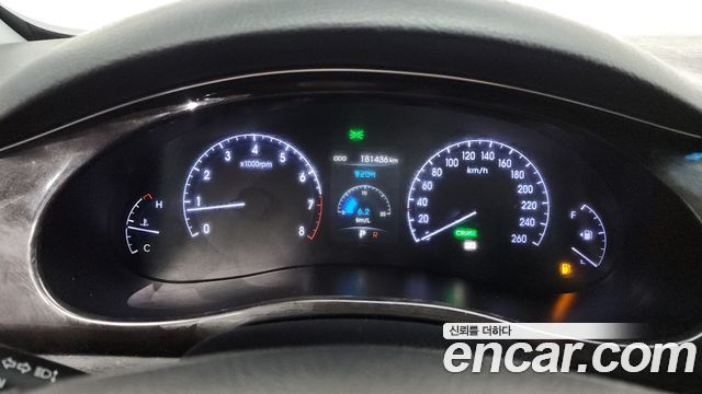 Hyundai Genesis 2014 — photo 8