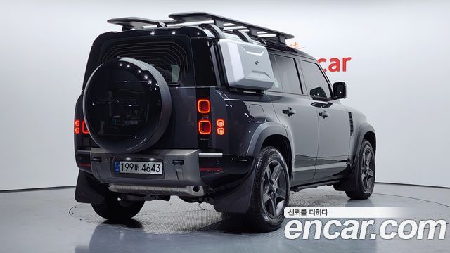 Land Rover Defender 2025 — photo 2