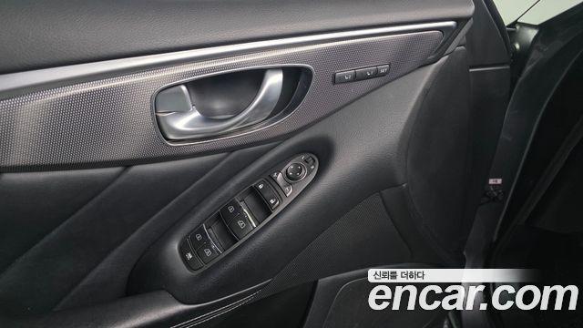 Infiniti Q50 2014 — photo 17