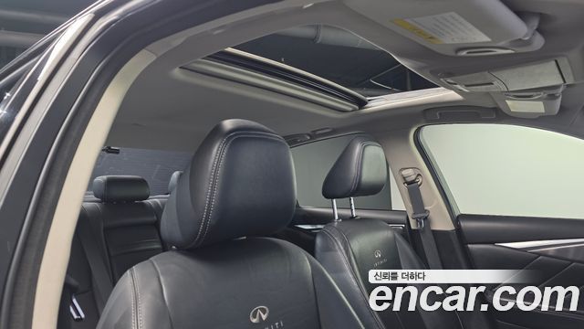 Infiniti Q50 2014 — photo 19