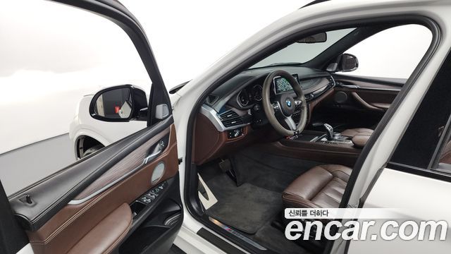 BMW X5 2017 — photo 10