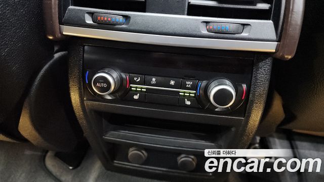 BMW X5 2017 — photo 19