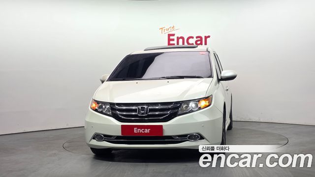 Honda Odyssey 2016 — photo 3