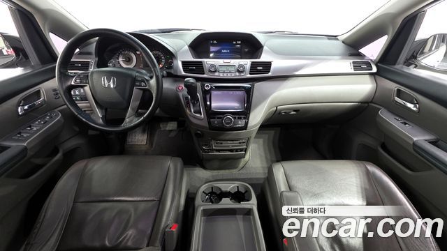 Honda Odyssey 2016 — photo 7
