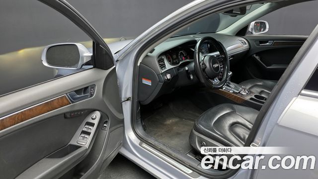 Audi A4 2016 — photo 11