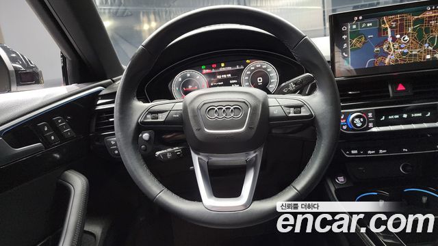 Audi A4 2022 — photo 13