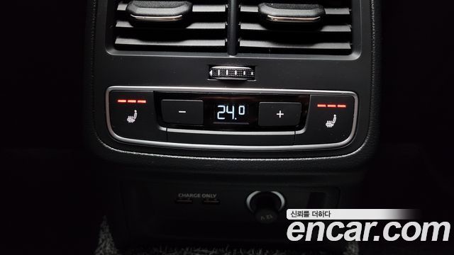 Audi A4 2022 — photo 19