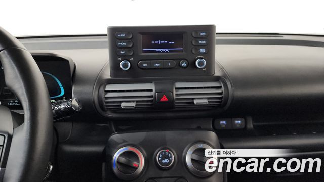 Hyundai Casper 2023 — photo 17