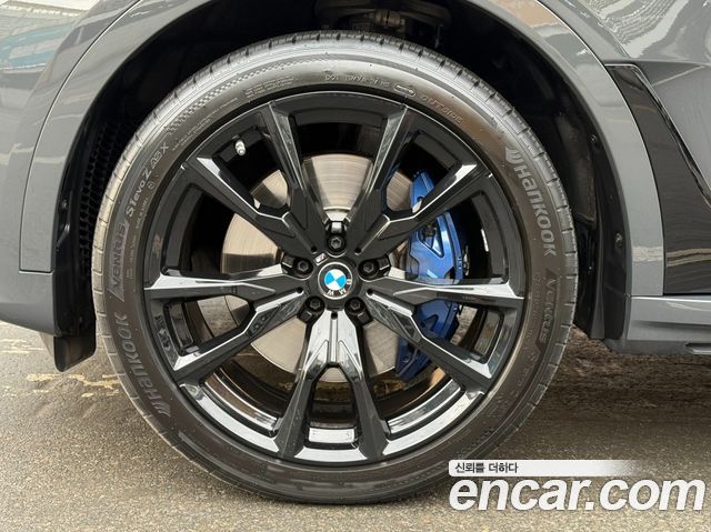 BMW X7 2022 — photo 4