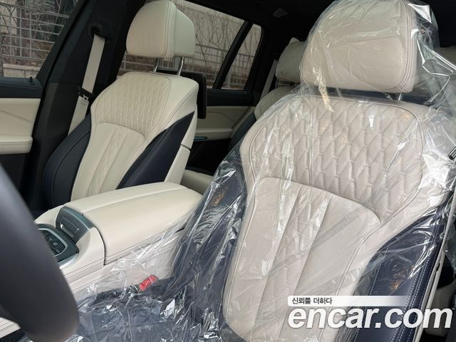 BMW X7 2022 — photo 10