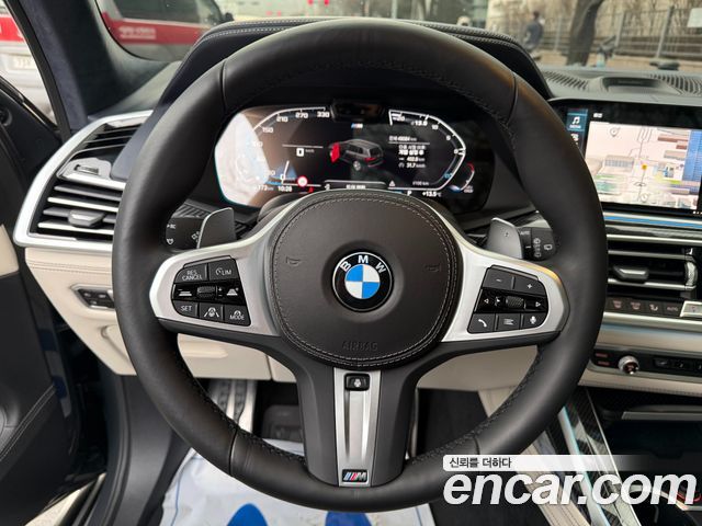 BMW X7 2022 — photo 17