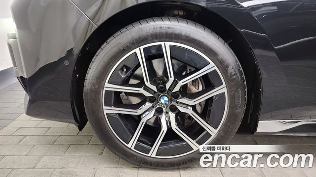 BMW 7-Series 2024 — photo 5