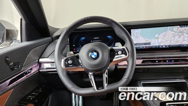 BMW 7-Series 2024 — photo 13
