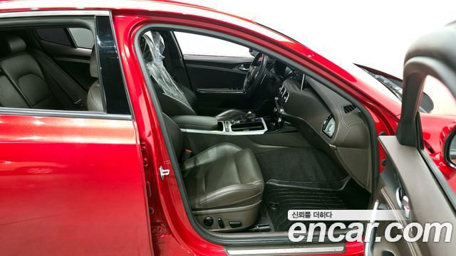 Kia Stinger 2019 — photo 11