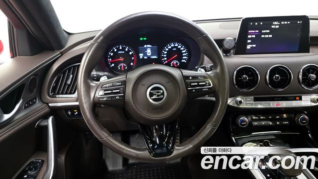 Kia Stinger 2019 — photo 13