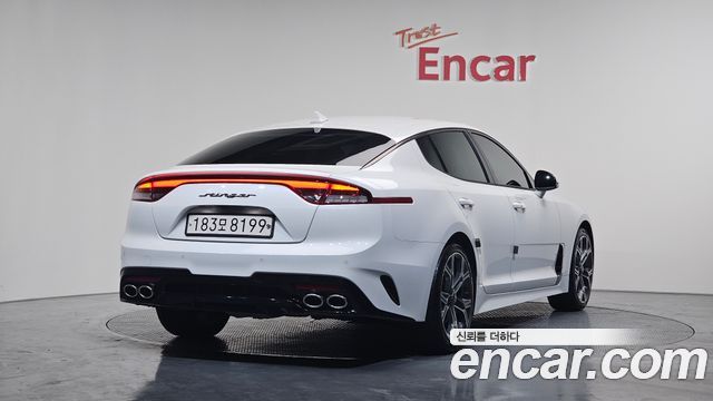Kia Stinger 2021 — photo 2