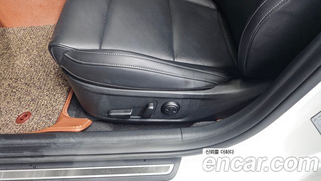 Kia Stinger 2021 — photo 17