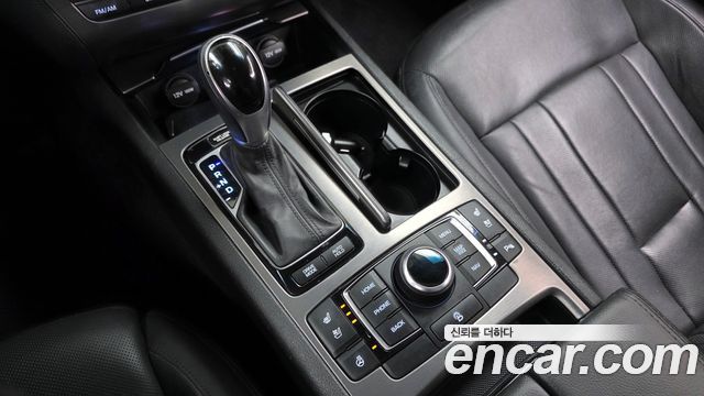 Hyundai Genesis 2014 — photo 9