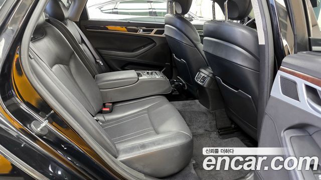 Hyundai Genesis 2014 — photo 12
