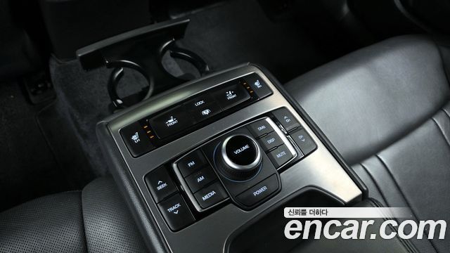 Hyundai Genesis 2014 — photo 18