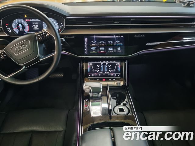 Audi A8 2020 — photo 5