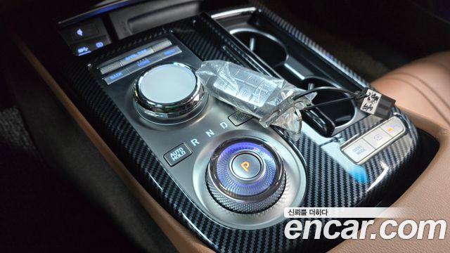 Genesis G80 2023 — photo 9