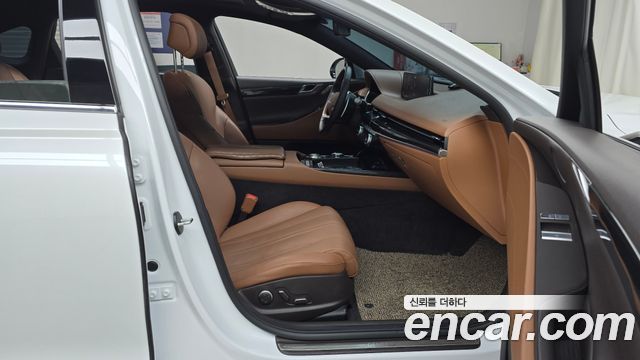 Genesis G80 2023 — photo 11