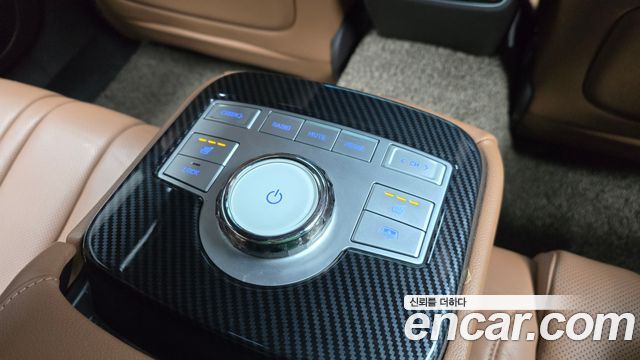 Genesis G80 2023 — photo 18