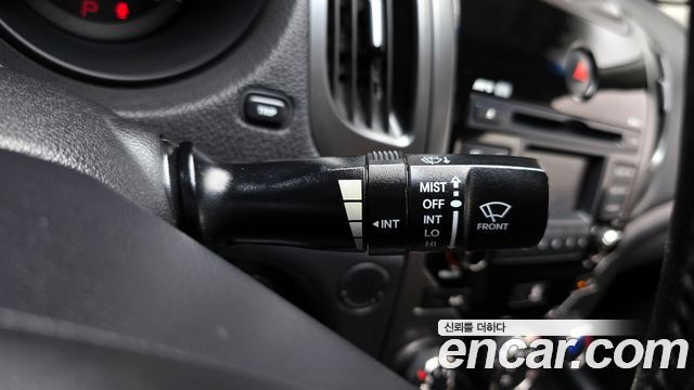 Kia Porte 2011 — photo 17