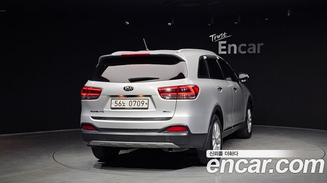 Kia Sorento 2016 — photo 4
