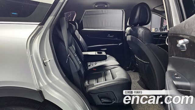 Kia Sorento 2016 — photo 12