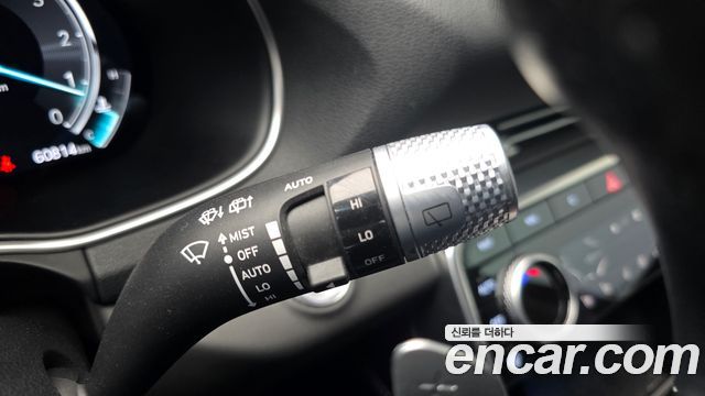 Genesis GV80 2022 — photo 17
