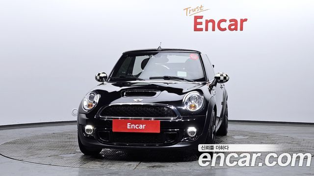 Mini Cooper Convertible 2015 — photo 3