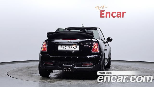 Mini Cooper Convertible 2015 — photo 4